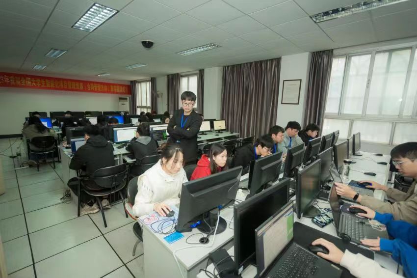 中南大学：首届全国大学生智能化项目管理竞赛在中南大学铁道校区成功召开